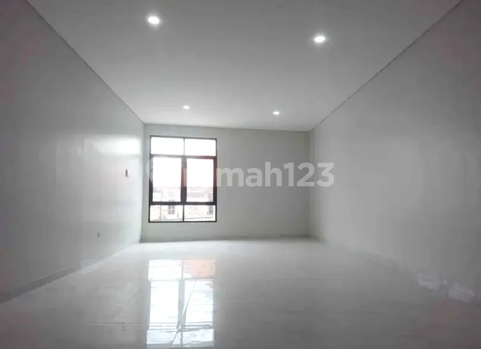 Ruko Premium Jl Bakung Sari Pantai Kuta - Image 3 of 4