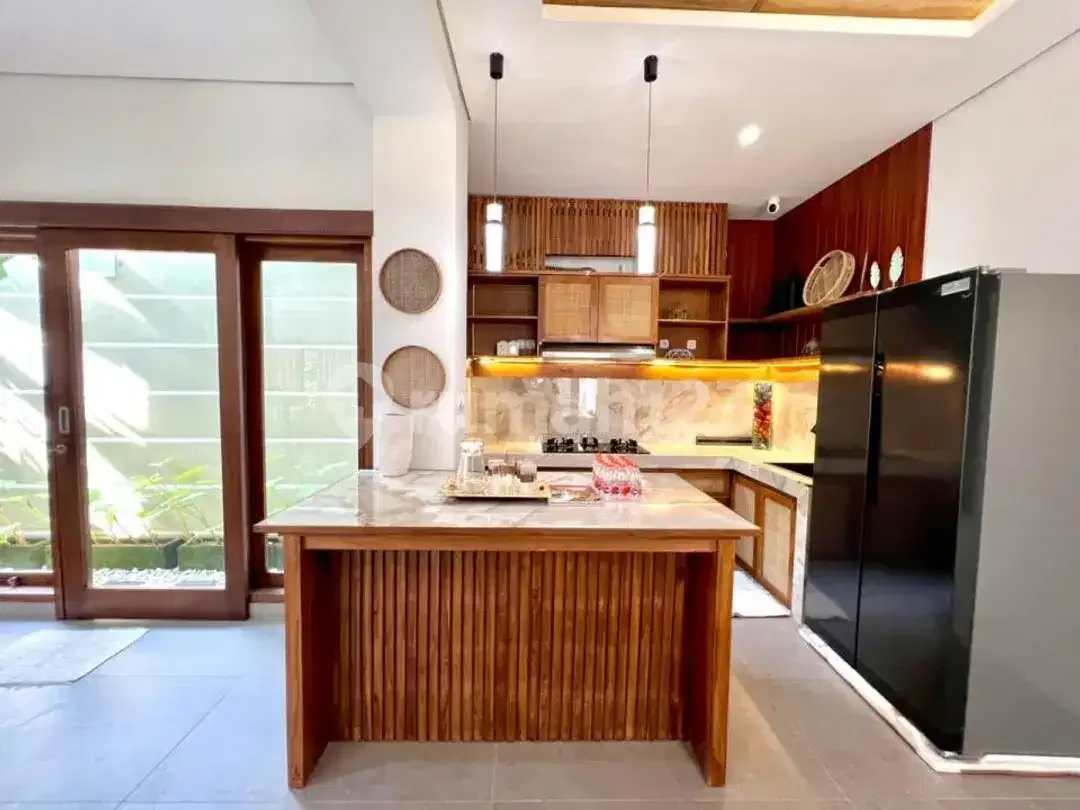 For Sale Villa Fully Furnished SHM 2 Lantai Jimbaran Bali - Image 3 of 9