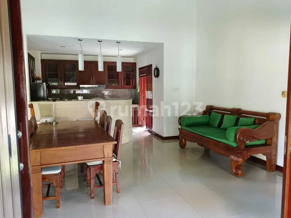 Villa Mewah dengan Kolam Renang - Sanur, Denpasar - Image 4 of 4