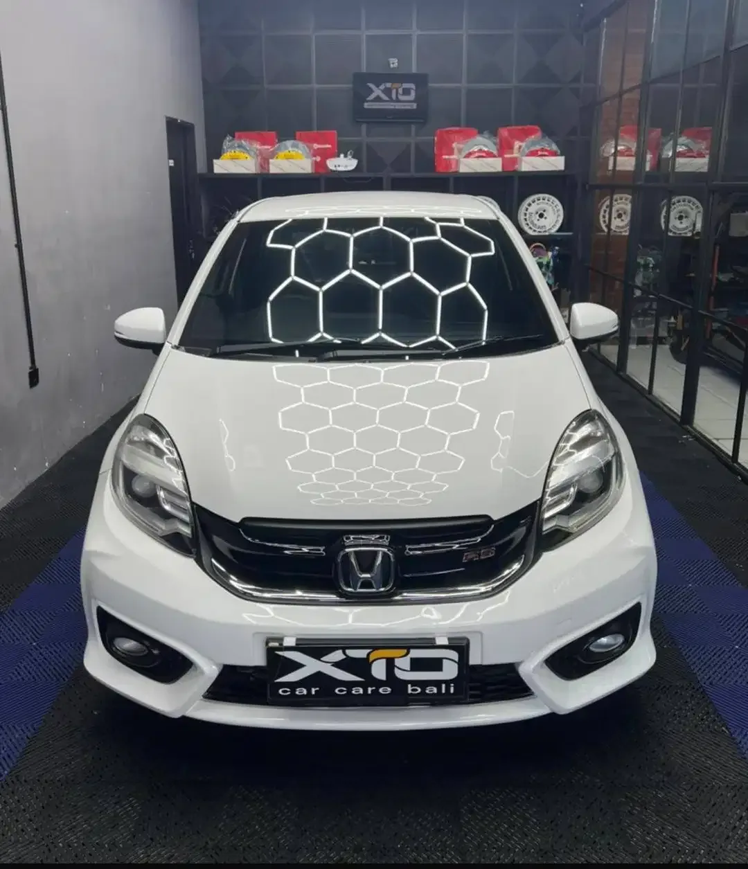 HONDA BRIO RS 2017 - Image 1 of 10