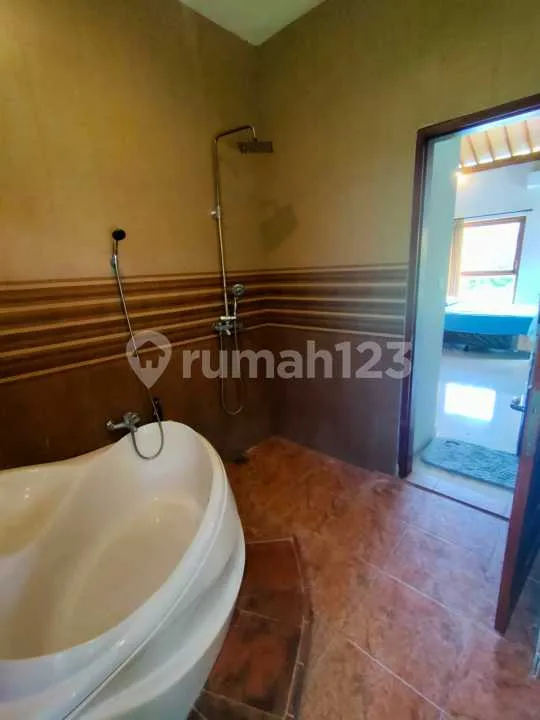 Villa Joglo Fully Furnished With Big Garden Near Balangan Beach - Image 3 of 4