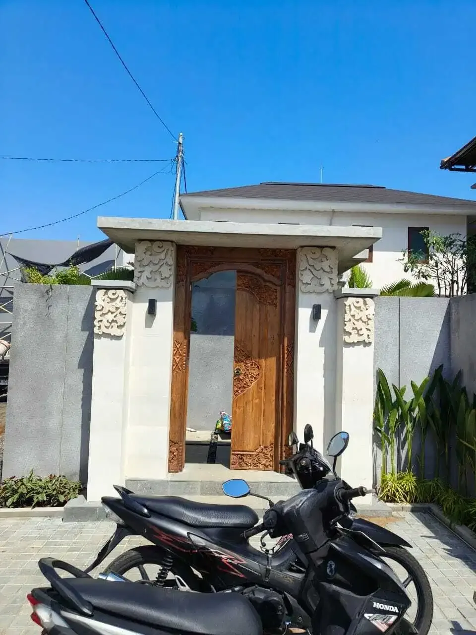 FOR RENT VILLA BARU 4 BR FURNISHED LOKASI DI PANTAI SANUR - Image 4 of 7