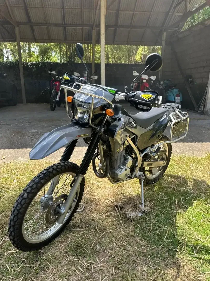 Kawasaki KLX 230 2019 - Image 2 of 8