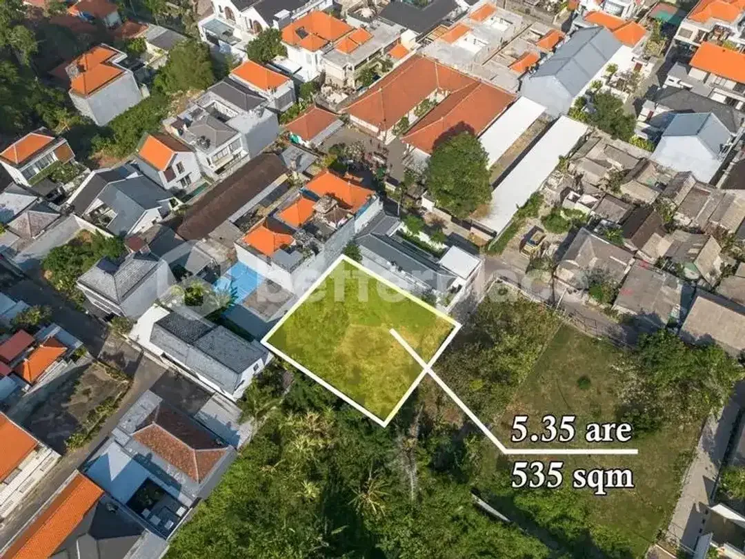 Strategically Located Leasehold Land in Sanur Just 10 Minutes from the Beach, Offering 535 sqm for Villa, Hospitality or Residential Development - Image 1 of 7