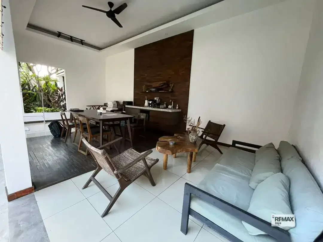 Spacious 3Br Villa In Umalas - Minutes From Revolver Hq - Image 5 of 10