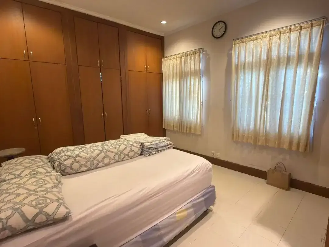 RUMAH MINIMALIS BANGUANAN KOKOH BANGUS HOOK 7BR KAWASAN RENON - Image 9 of 10