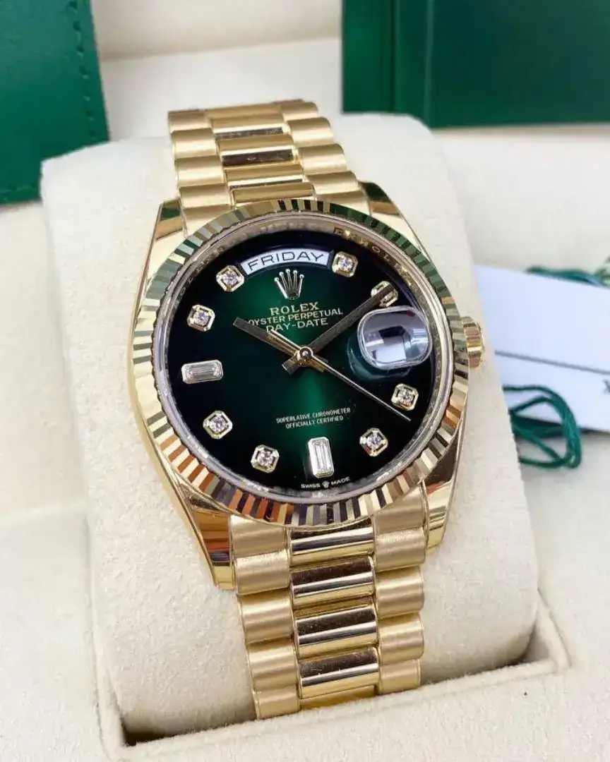 ROLEX DATEJUST LIMITED EDITION GREEN SMOKED D - Image 4 of 6