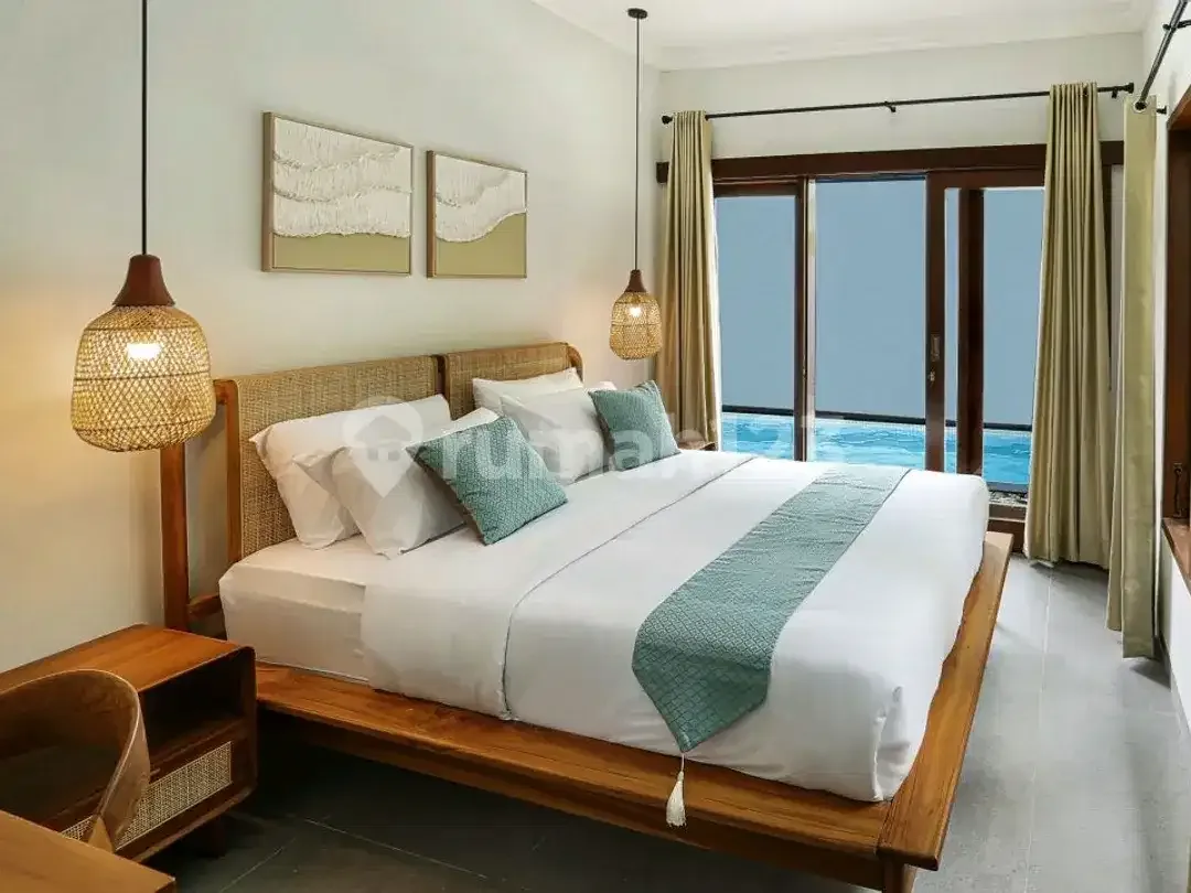 Modern Tropical House With Villa Style, Fully Furnished With Private Pool - Image 4 of 10