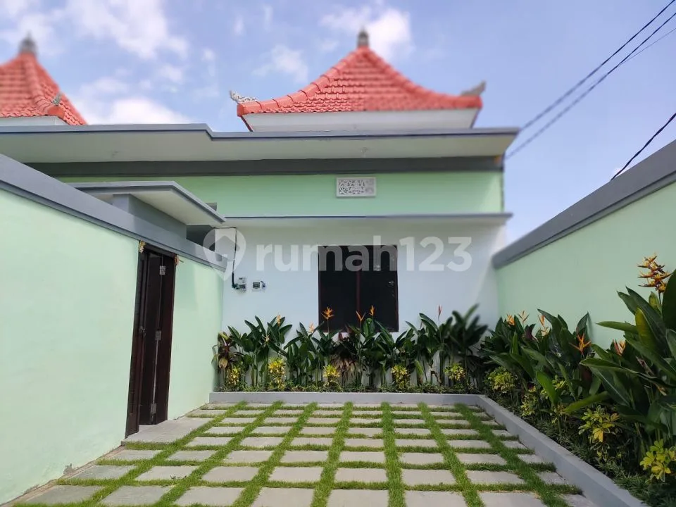Disewakan Villa Baru 2 Kamar Dekat Pantai Kedungu Dd At - Image 1 of 4