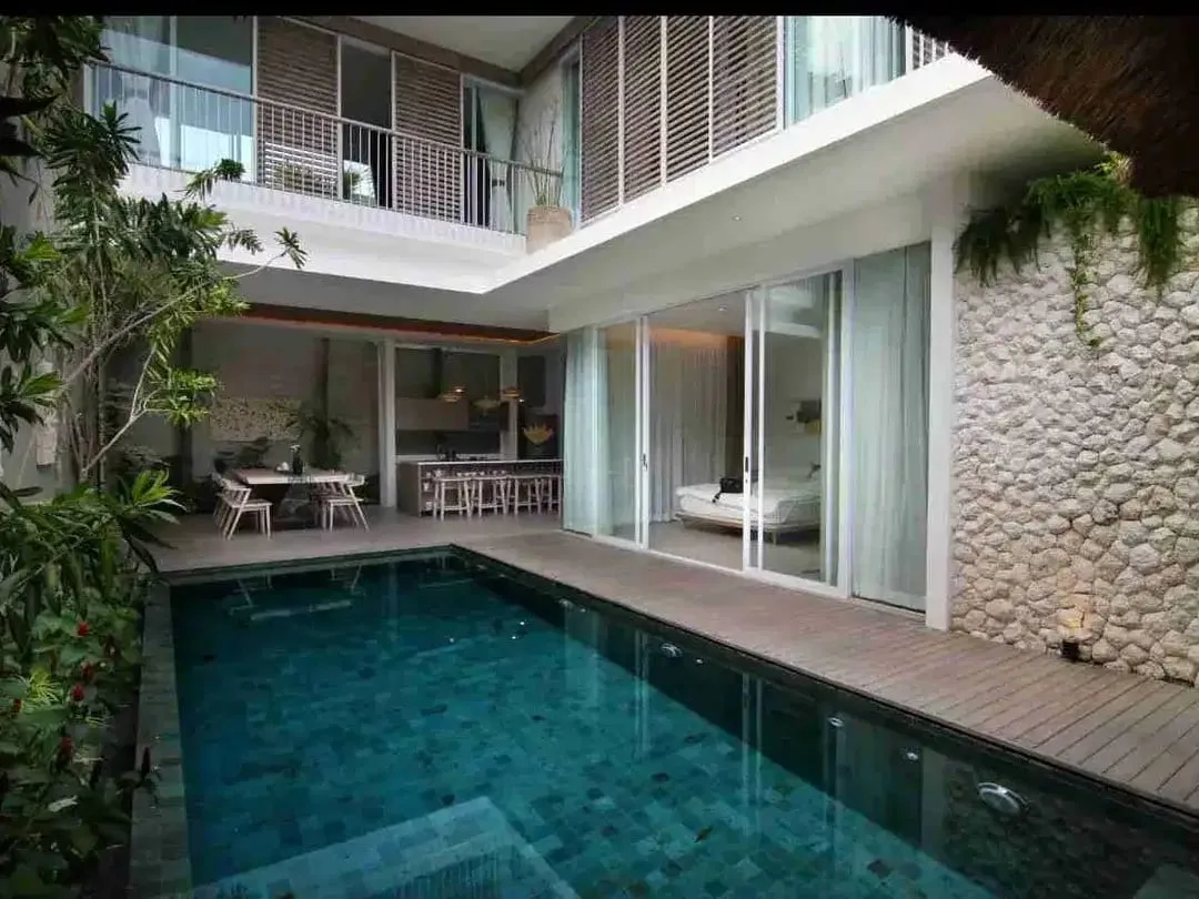 Villa Luxury 300 Meter ke Pantai Petitenget Seminyak - Image 1 of 9