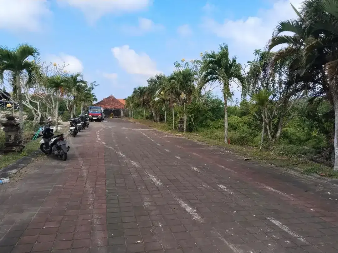 TANAH KOSONG PREMIUM DAN EKSKLUSIF DI BENOA KUTA SELATAN KAWASAN PERUMAHAN - Image 8 of 10