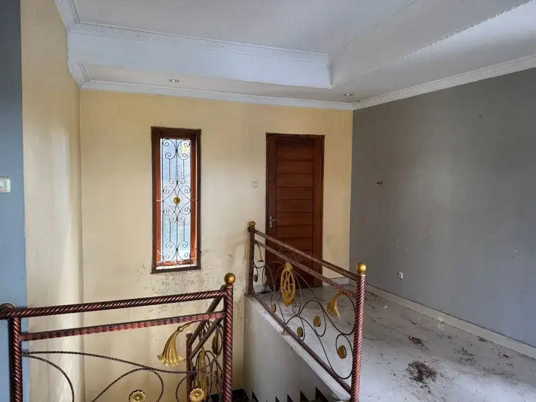 Dijual Rumah Lantai 2 Di Desa Penatih Denpasar Timur - Image 7 of 8