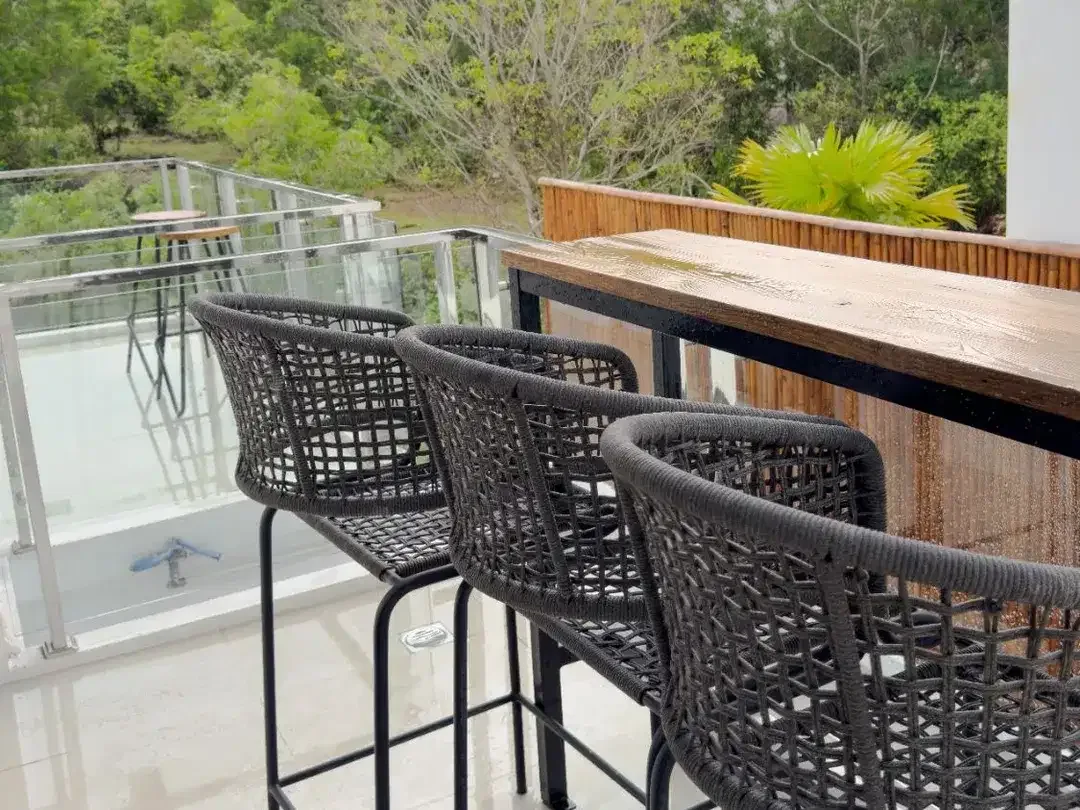 MODERN 3BR VILLA IN A QUIET RESIDENTIAL PECATU - Image 8 of 10