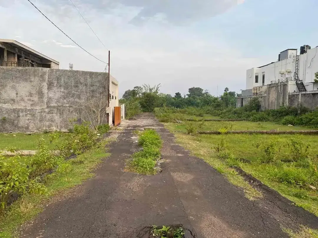 Tanah Strategis Lingkungan Villa Goa Gong Ungasan - Image 1 of 7