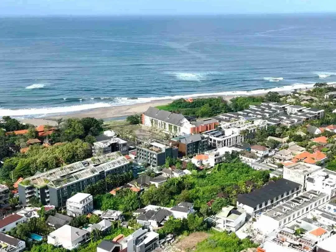 Tanah Area Premium, Harga Sesuai Lokasi, Sangat Cocok dibangun Villa atau Guest House di Berawa, Tibubeneng, Canggu dekat Pantai - Image 1 of 6