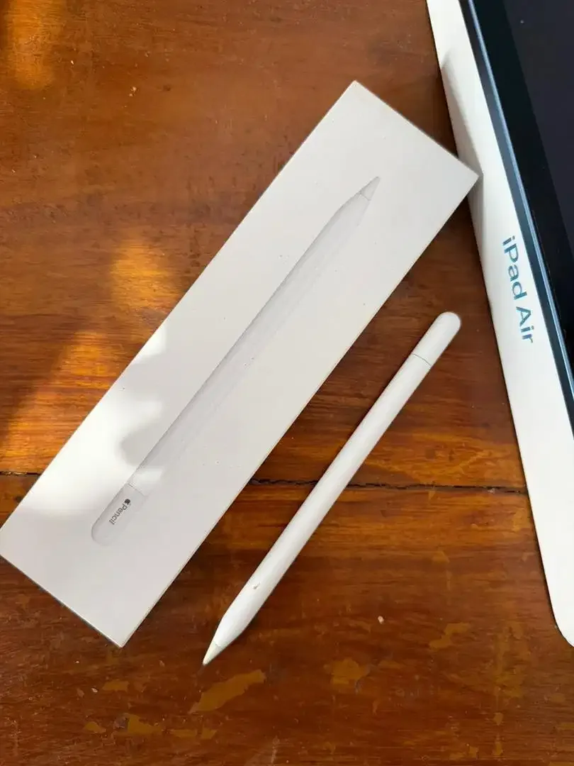 Ipad Air 5 chip M1 - Image 3 of 4