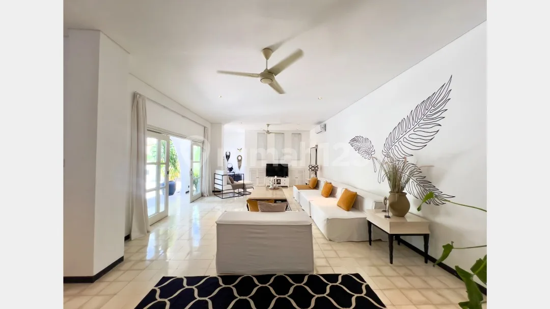 3Bedrooms Luxury Mideterranean Colonial Style Location Secure Living At Canggu - Image 4 of 4