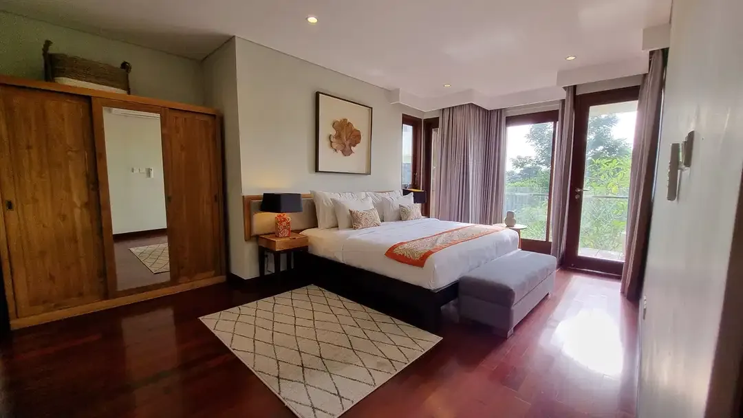 Summerfield 3 bedroom villa near Jimbaran Beach Bali - Image 1 of 10