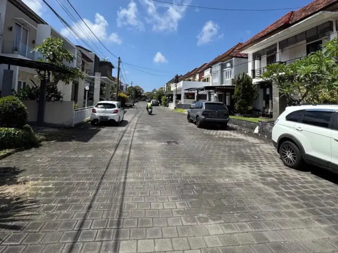 DIJUAL RUMAH MINIMALIS 2 LANTAI – KOMPLEK ONE GATE SYSTEM GATSU TENGAH, DENPASAR ( IR / LM ) - Image 6 of 10