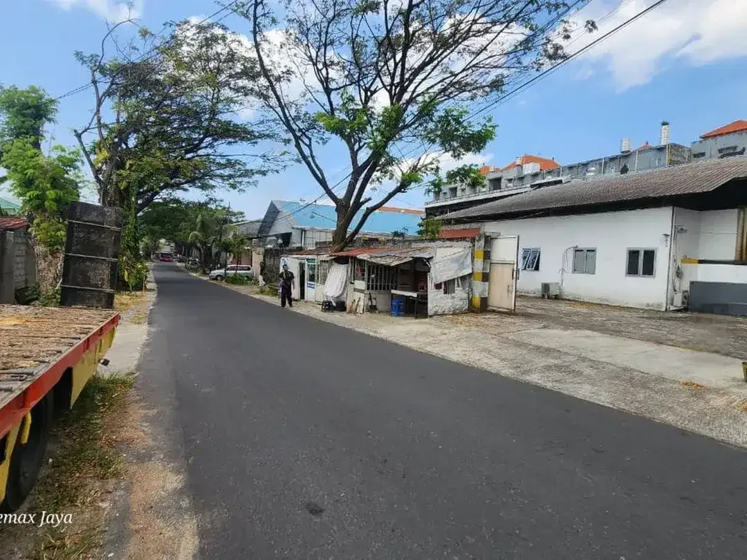 Gudang Disewakan di – Akses Kontainer & Parkir Luas, area Gatsu Barat. - Image 8 of 8