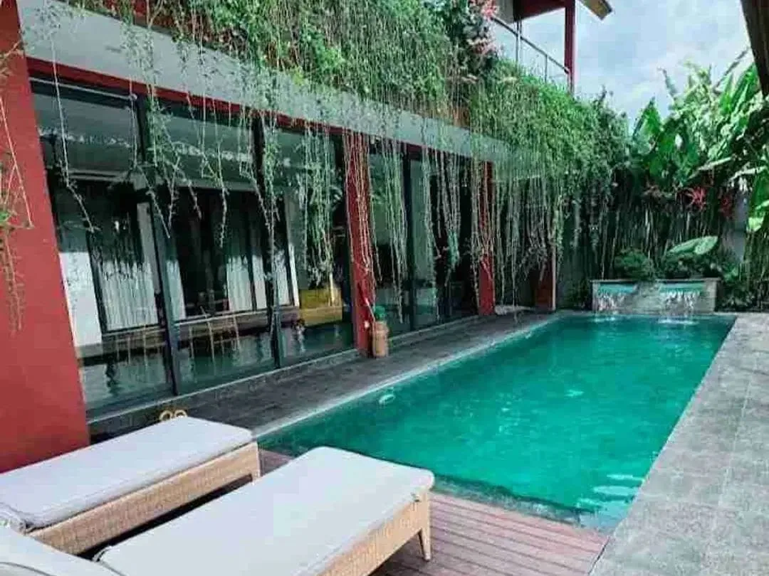 Vila Mewah 3 Kamar Dekat Pantai Nelayan Canggu Bali - Image 1 of 10