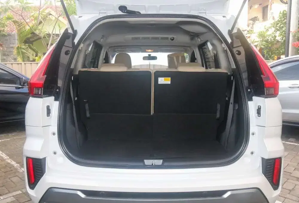 Mitsubishi Xpander 2022 Bensin - Image 3 of 10