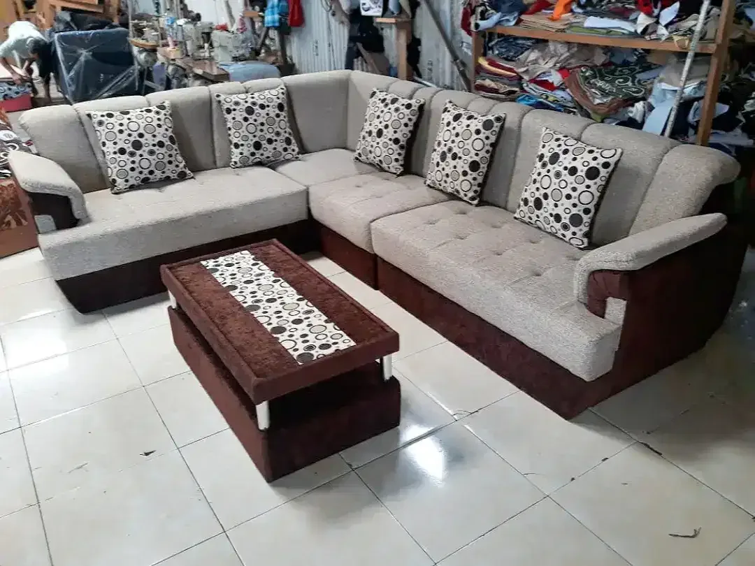 Sofa  L sudut warna cream + meja bunus bantal 5 besar, Mitra Sofa Bali - Image 6 of 6