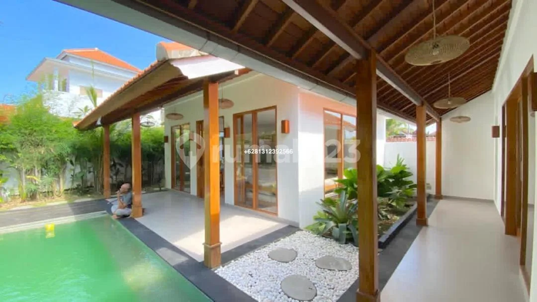 Big Garden Villa 2 Bedrooms Kayu Tulang Canggu Central - Image 3 of 4