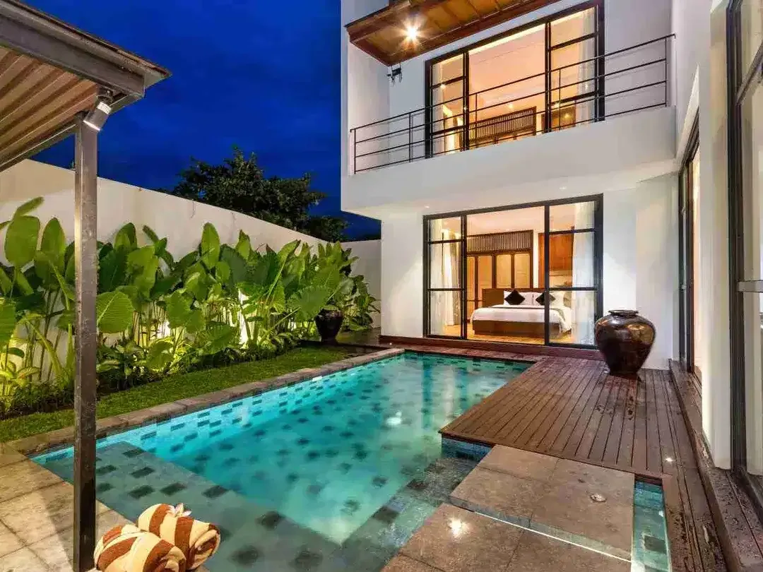 Brand New 3 Unit Luxury Villa Tibubeneng Berawa Bali - Image 1 of 10