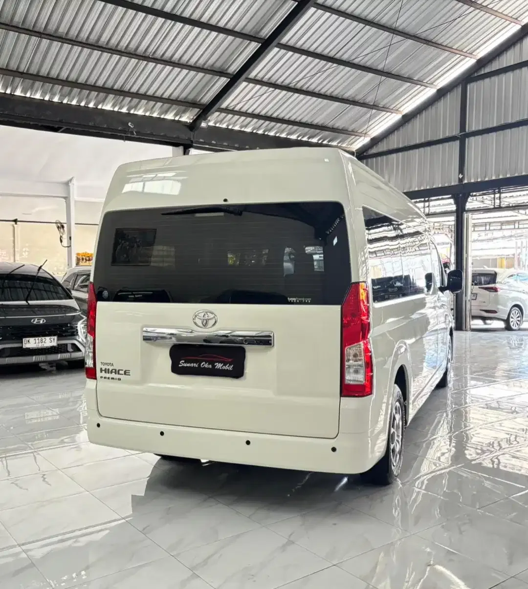 Hiace premio manual - Image 3 of 7