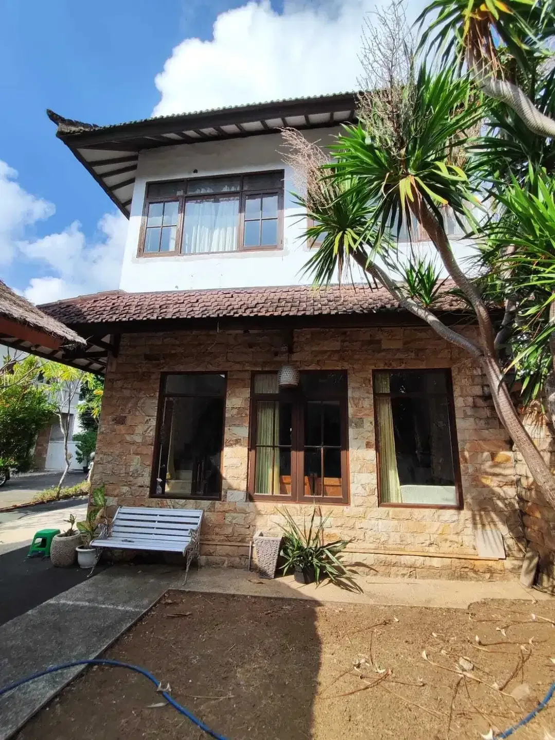 rumah 5 kmr di jimbaran bawah,strategis area,jln besar,dkt pasar - Image 3 of 10