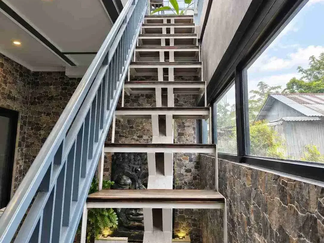DIJUAL ATAU DIJINTRAKKAN VILLA  PEGUBENGAN DEKAT UMALAS CANGGU - Image 7 of 10