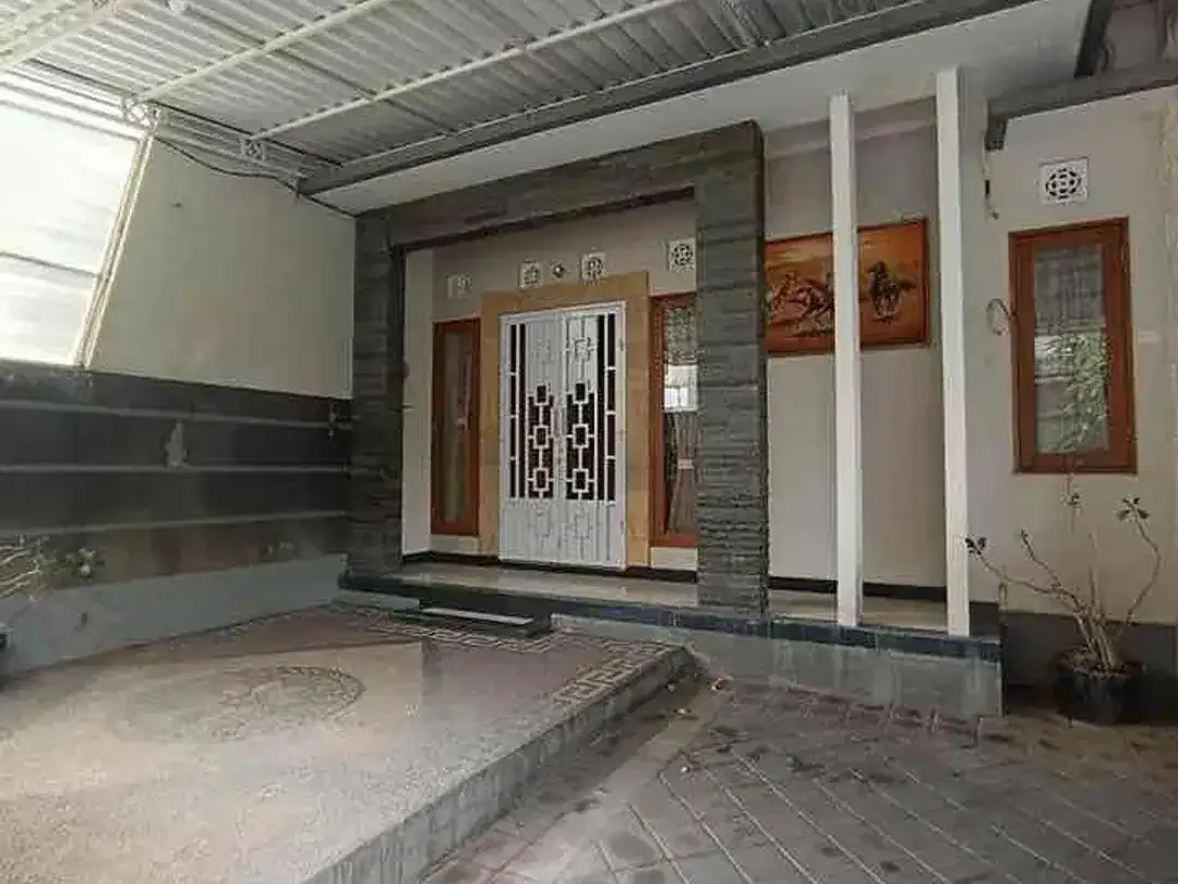 ID:H-137 Disewakan Rumah Ubung Denpasar Bali Dekat Gatsu Kerobokan Dalung - Image 4 of 10