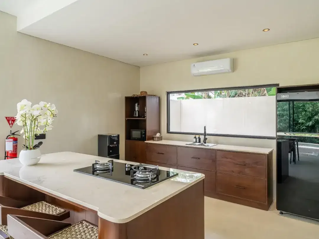 Freehold - Move-In Ready 3-Bedroom Villa in Pererenan's Most Desirable Location, Canggu, Bali - Image 6 of 10