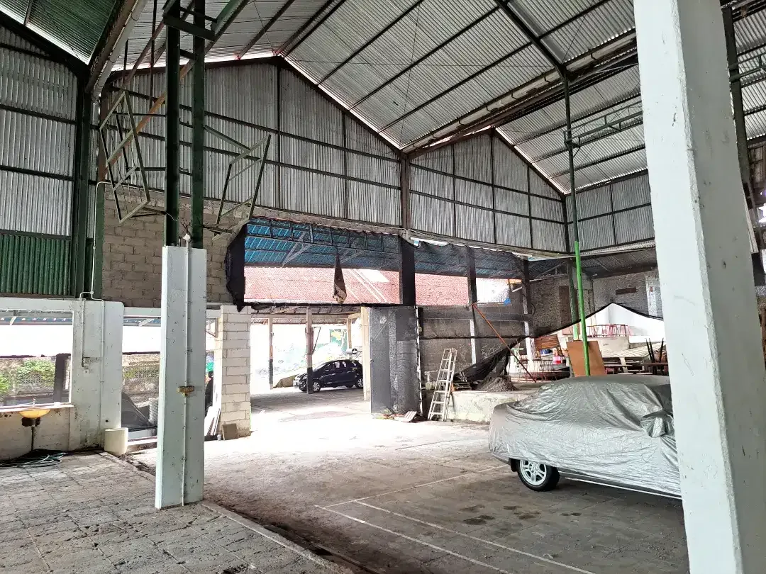 Disewakan Bangunan Ex Gedung Badminton / Gudang - Image 4 of 10