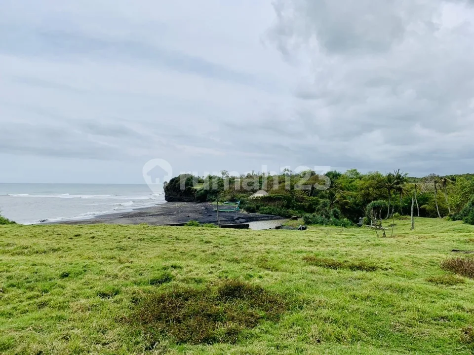 Dijual Cepat Tanah Beachfront/ Los Pantai Nyanyi, Tabanan - Image 1 of 4