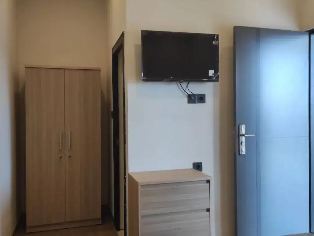Kost Eksklusif 3 Lantai di Teuku Umar Lokasi Sangat Strategis - Image 8 of 10