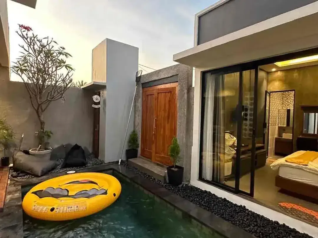 Hot Deal Luxury Freehold Villa For Sale in Kedungu - Image 3 of 10