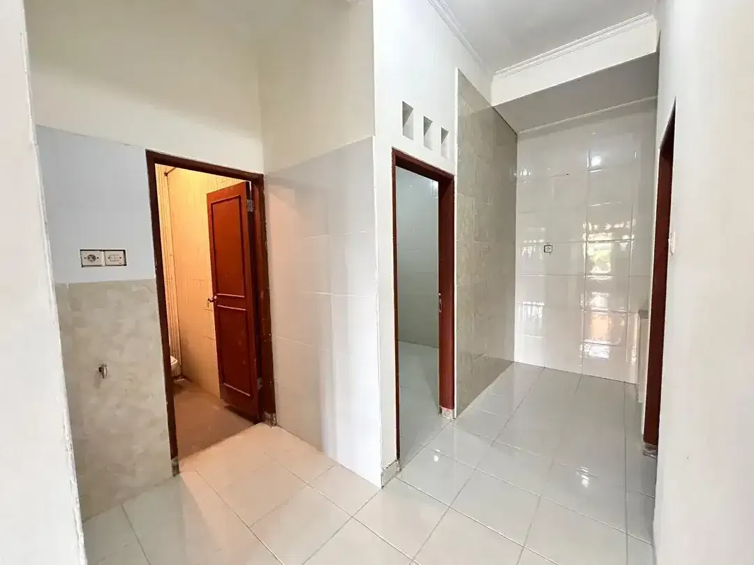 Disewakan Rumah di Perum Kori Nuansa Jimbaran - Image 6 of 10
