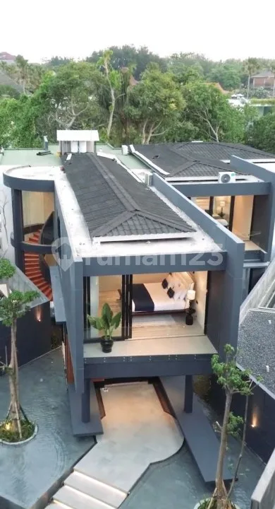 Villa dengan Fasilitas Bintang 5 di Pererenan Canggu - Image 4 of 4
