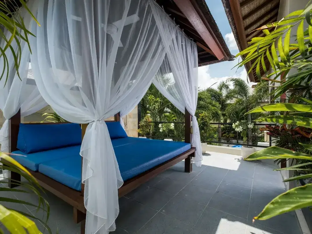 Freehold - Exquisite Tropical Retreat 2-Bedroom Villa in Prime Canggu Location - Image 6 of 10