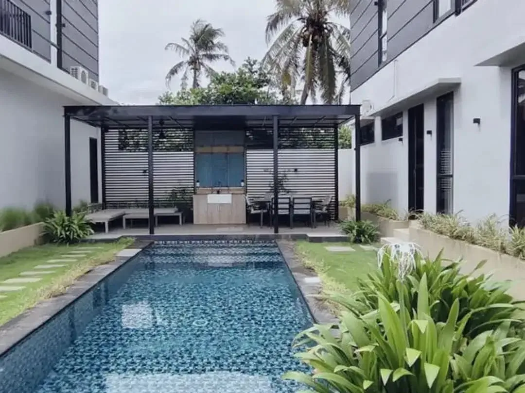 VILLA VIEW PANTAI SABA - Image 1 of 10