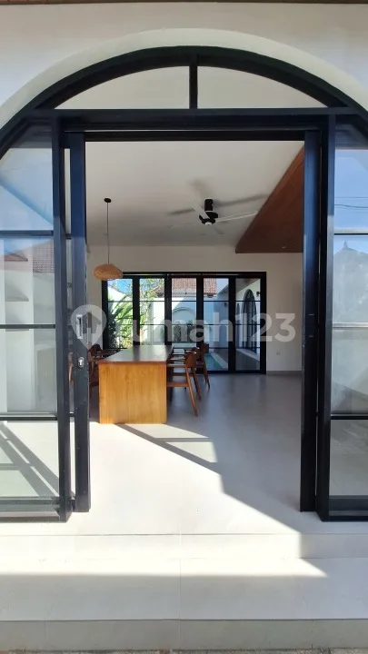 Forsale New Furnished Villa Jl. Darmawangsa Nusadua Bali - Image 3 of 4