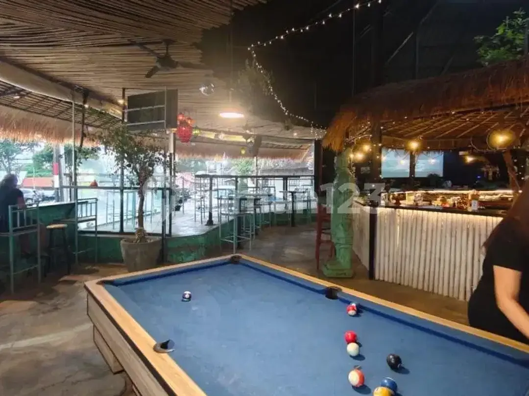 Over Kontrak Bar And Resto Arah Pantai Muaya Jimbaran - Image 2 of 5