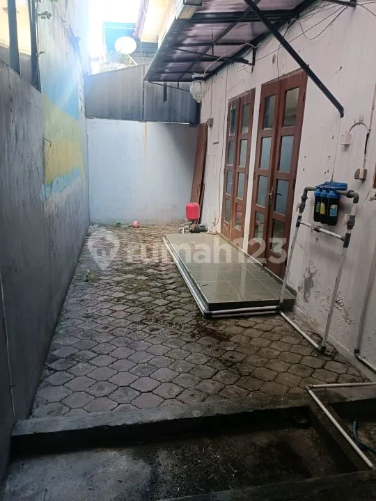 Dijual 2 Unit Rumah Jejer Lokasi Sangat Strategia - Image 2 of 4