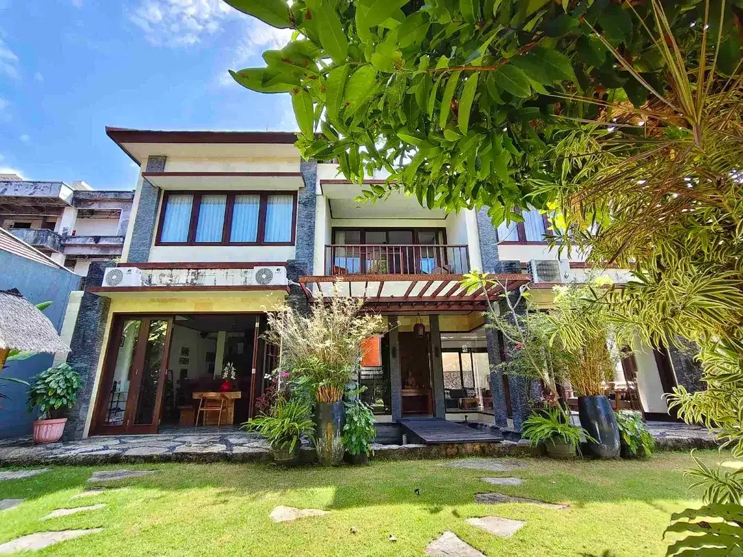 Villa Tropis Aesthetic Di Sudamala Sanur Beachside - Image 1 of 10