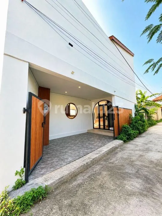 Romantic Villa Design For Comfort And Privacy In Canggu - Image 3 of 4