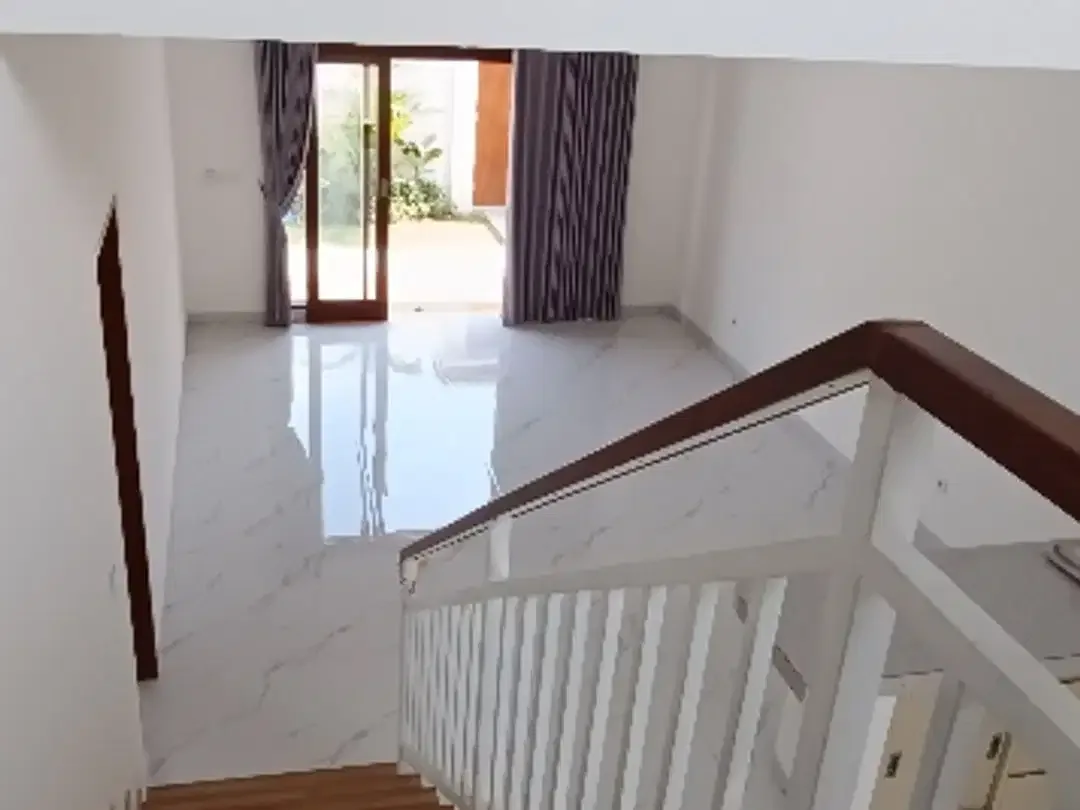 Villa Strategis Minimalis Kayu Tulang Canggu Bali - Image 3 of 10