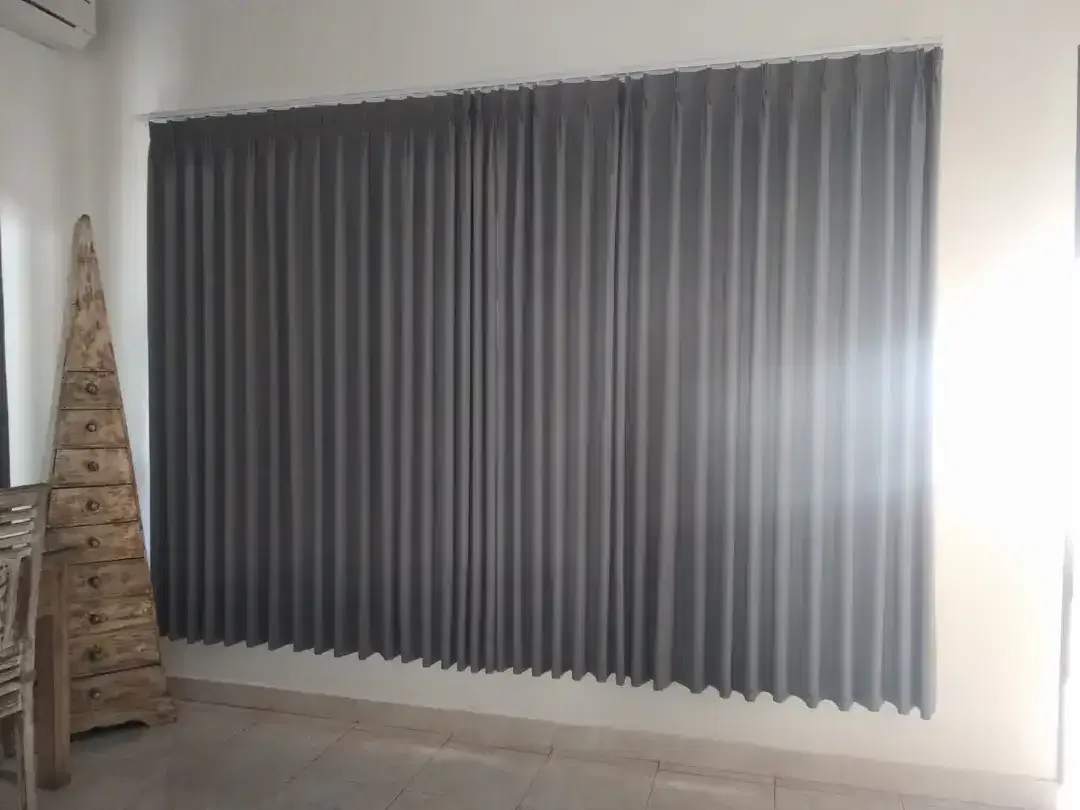 Gorden / Korden / Curtain Blackout Tebal - Image 1 of 3