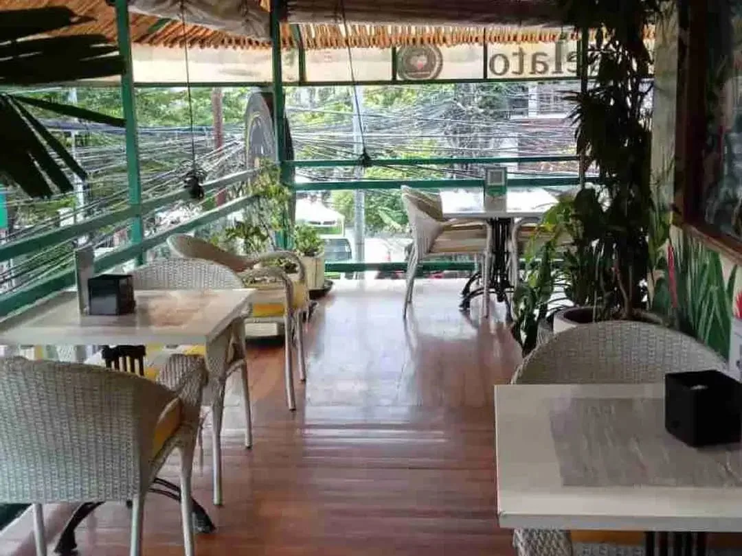 Over Kontrak ex Resto di Area Premium Turis Petitenget Kuta - Image 3 of 9
